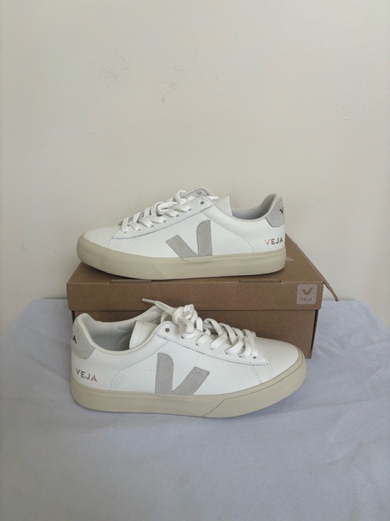 Veja Shoes - Veja Campo Leather Sneakers Sz8 Eu 39 Extra White/Natural Suede NWB